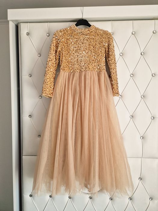 Rochie de ocazie strălucitoare fete
