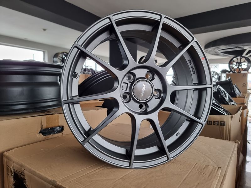 17цола 5x114.3 Toyota Mazda Nissan Renault Dacia,Hyundai,Honda 5х114.3