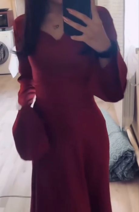 Вечернее красное платье на завязке