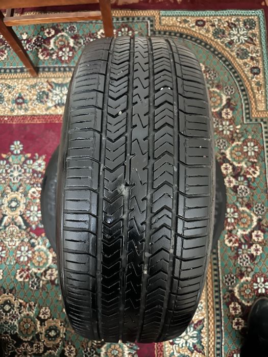 2 ШИНЫ  в отличном состоянии.