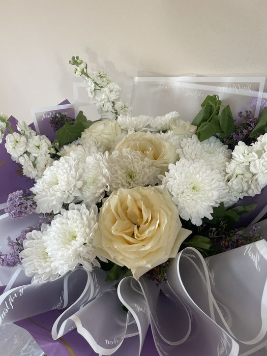 Цветы срочно свежие