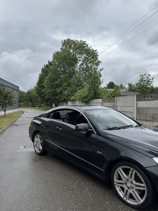 Mercedes e 350 coupe