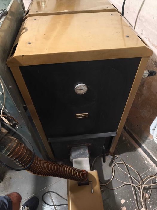 Котел на пелети или дърва GOLDEN FIRE + ГОРЕЛКА 48 KW+БУНКЕР за гориво