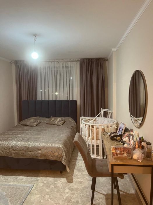 Продам кровать с матрасом