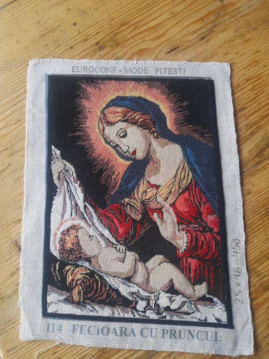 Goblen,,Fecioara Maria cu Pruncul "