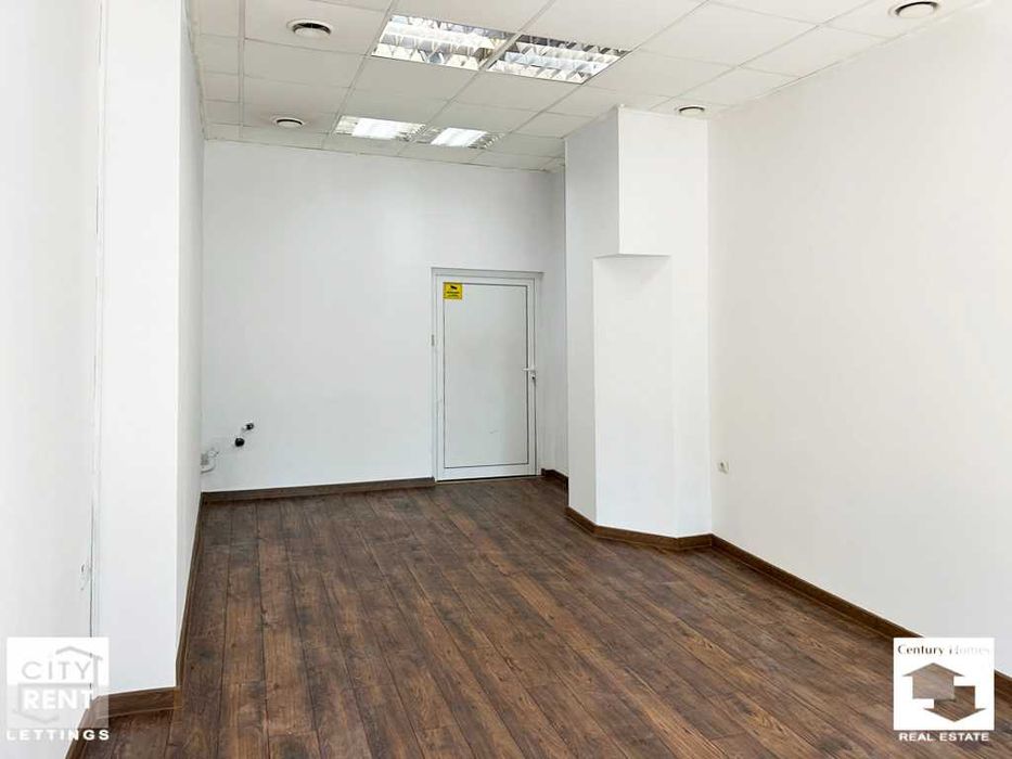 Дава се под наем Магазин в Велико Търново, Център - 50 кв.м за 460 € - Снимка #2