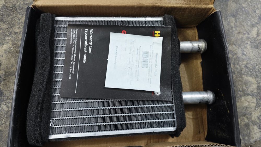 Радиатор печки приора