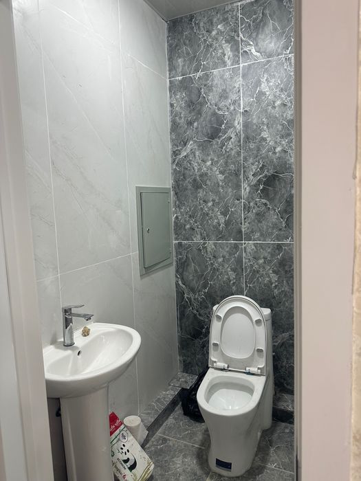 Arenda qizlar uchun Uzboom novastroyka 1 xona yevro remont