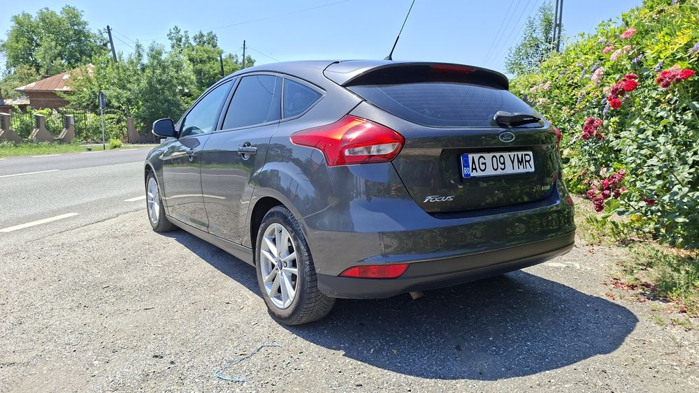 FORD Focus 2015 — imagine 4