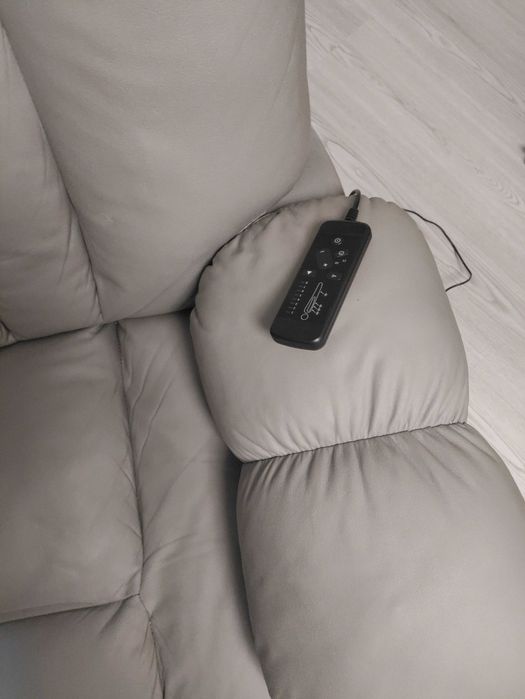 Fotoliu electric recliner cu masaj - că nou, super confort