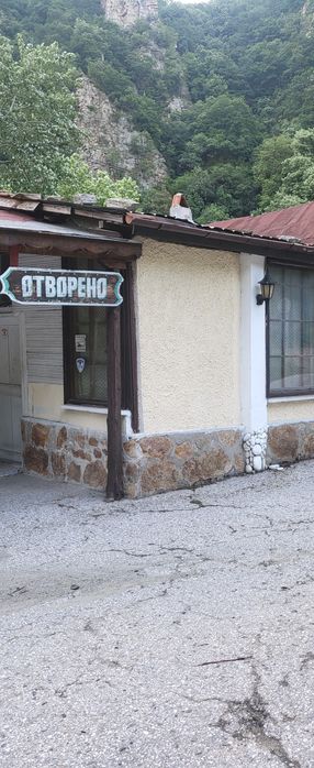 Дава се под наем Заведение в с. Бачково, Област Пловдив - 1000 кв.м за 600 € - Снимка #6