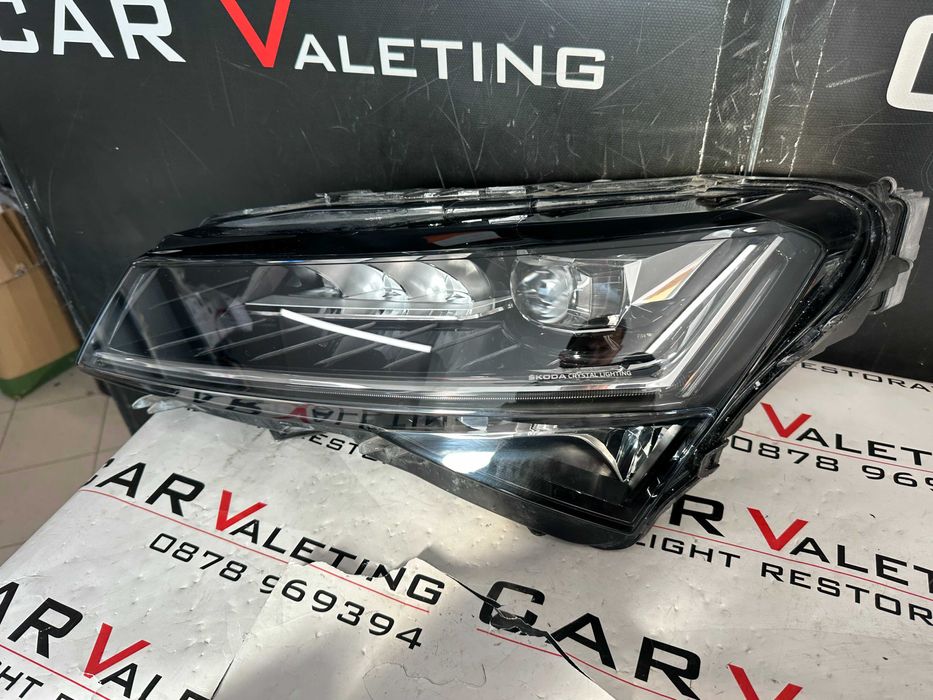 Фар фарове ляв Skoda Suberb 3 B8 Facelift far farove Шкода Супърб 3 Б8