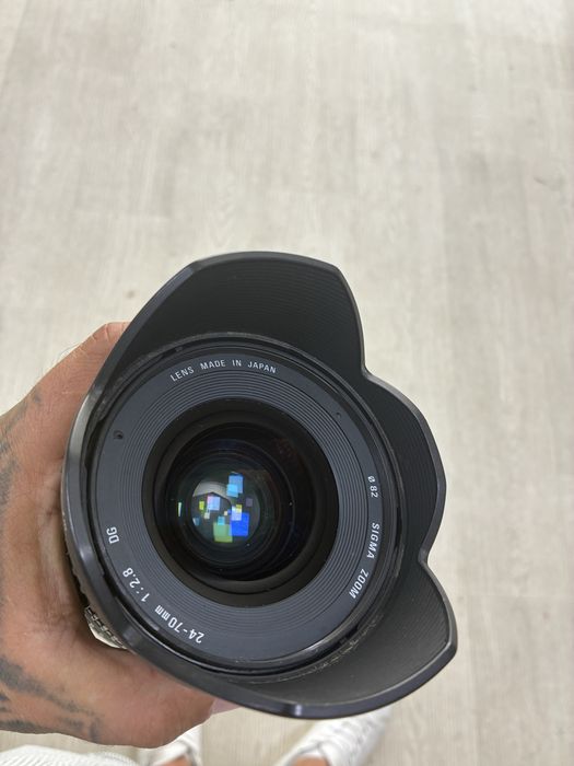 Sigma 24-70 f/2.8 EX DG
