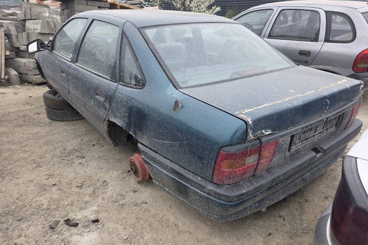 Usa / Portiera spate stanga Opel Vectra 1994 1.6 MT (75 hp)