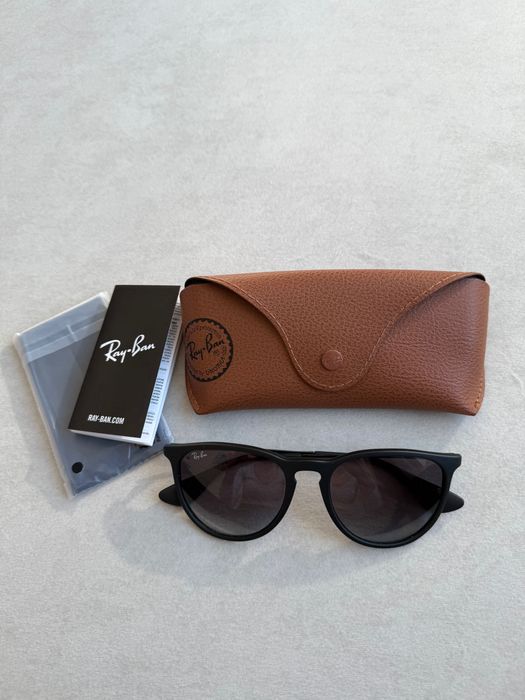 Слънчеви очила RAY BAN ERIKA