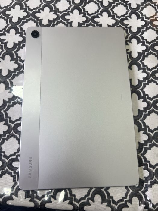 Samsun tab a9 plus