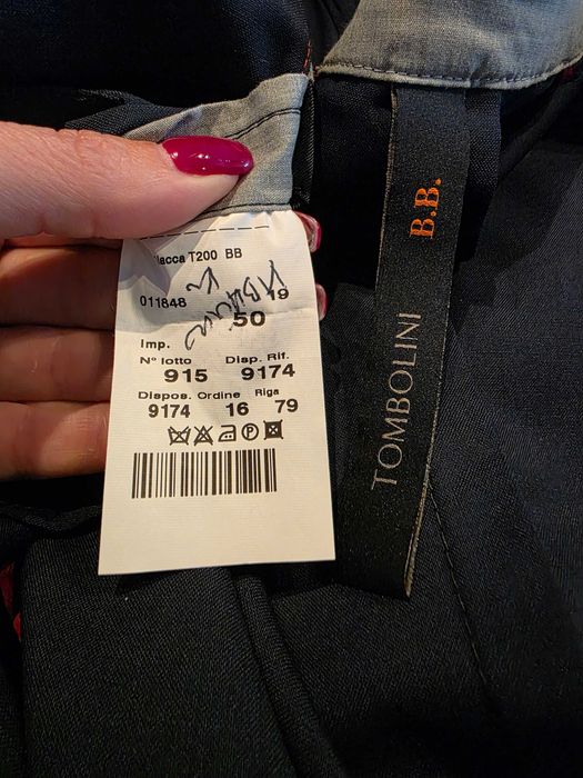 сако TOMBOLINI в перфектно състояние 100% вълна,