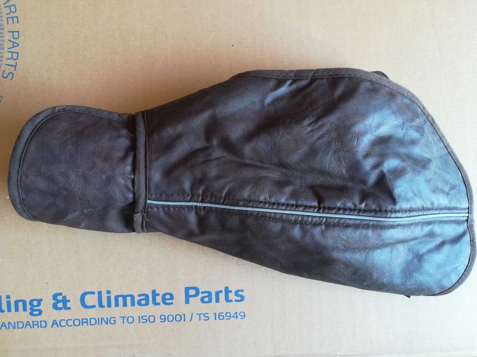 Haina căței talie mica