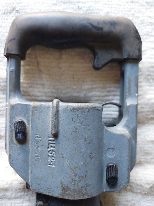 Монтажный пистолет