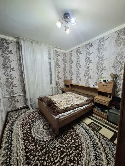 Продаётся квартира Сергели-5  90m²   3⁴/9/9 есть трапеция балкон