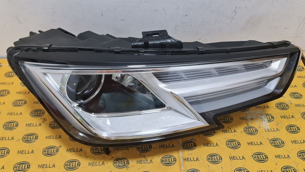 Far xenon led dreapta  Audi A4 B9 8W S4 2015+ 8W0941044B