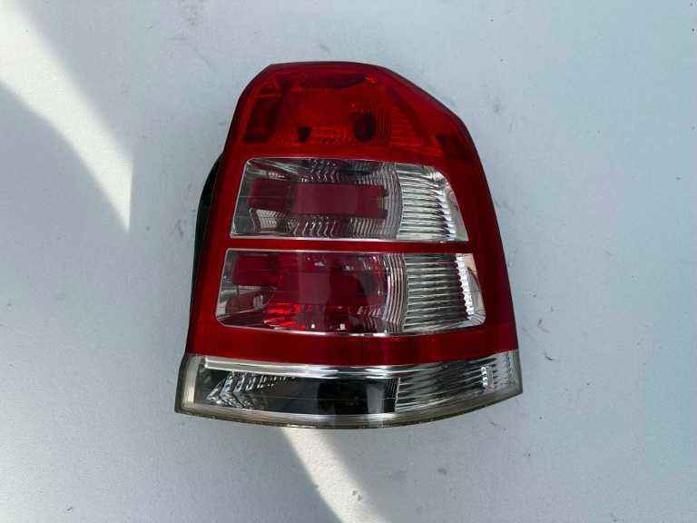 Stop/Lampa/Tripla dreapta OPEL Zafira B 2005-2014 338834753 13349826