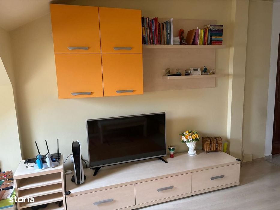 Apartament 3 camere zona Tilișca