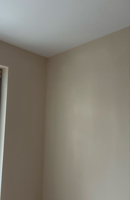 Боядисване с професионална машина .