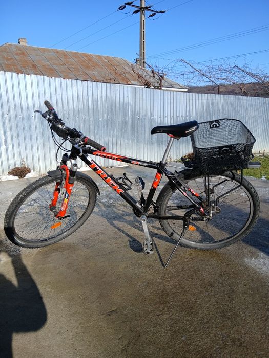 Bicicleta  Trek 6500 in doua culori