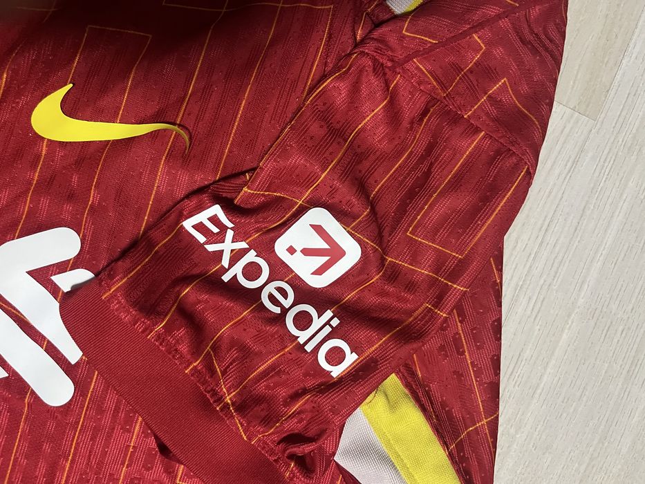 Nike Liverpool FC Home Jersey 24/25 | Официална фланелка | Размер M
