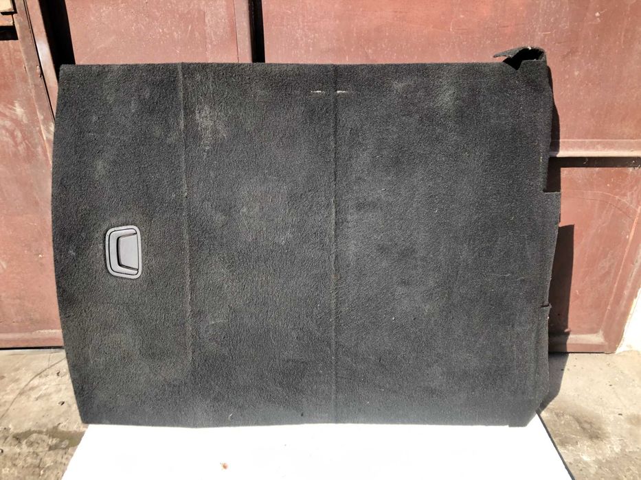 Долна кора в багажник от Opel insignia b sport tourer z18 2018г