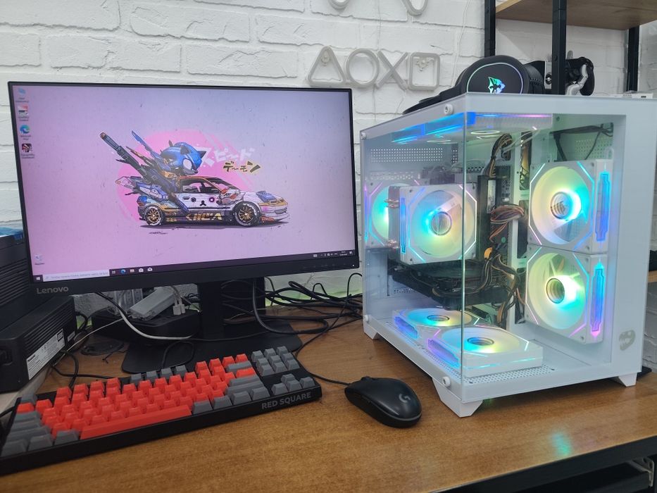 Игровой компьютер в сборе