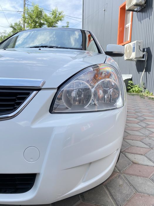 Продам Приору 2 ,2014 год