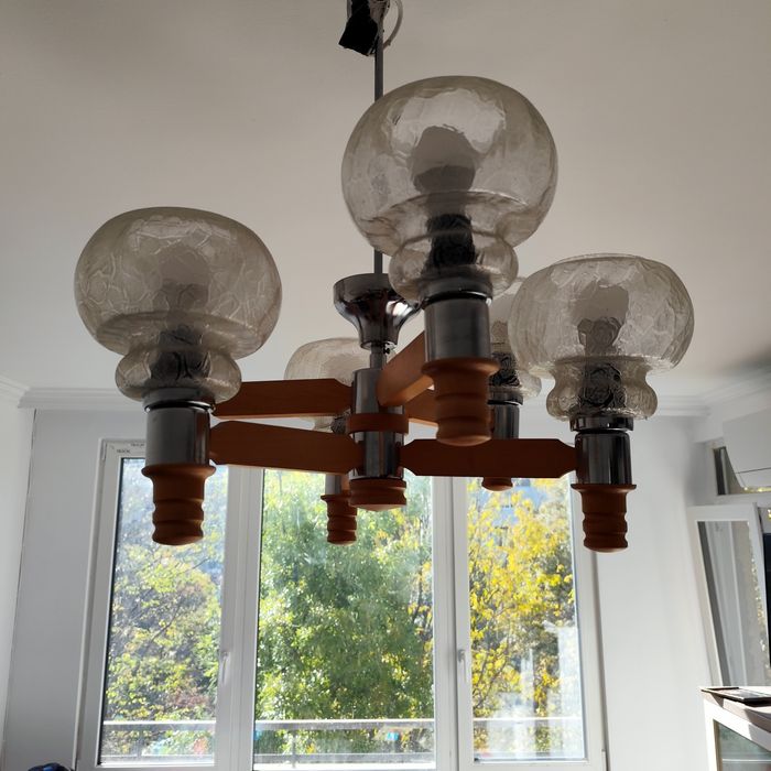 Подарява се - Полилей, стар вид полилей