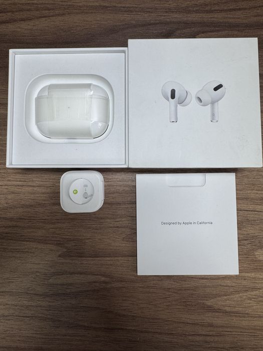 Наушники AirPods Pro
