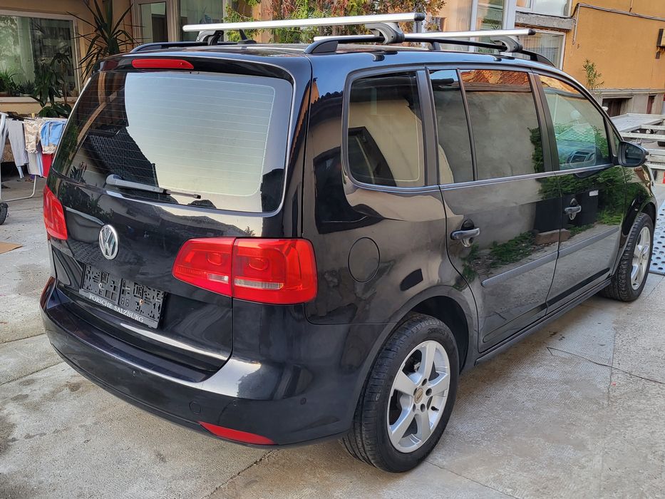 VOLKSWAGEN Touran 2011 — imagine 4