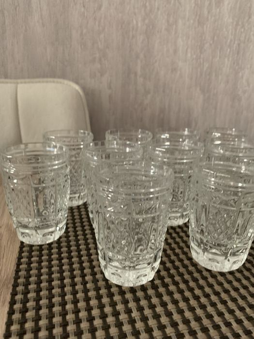 Рюмки хрустальные 12 штук большие