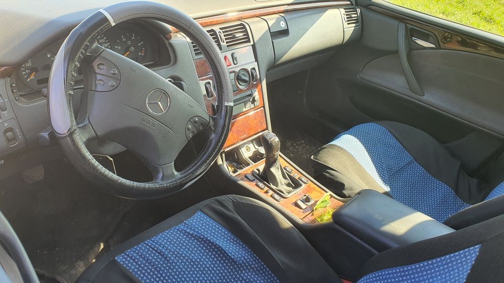 Мерцедес w210  2.0