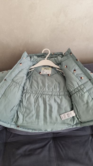 Продам детскую куртку для девочки