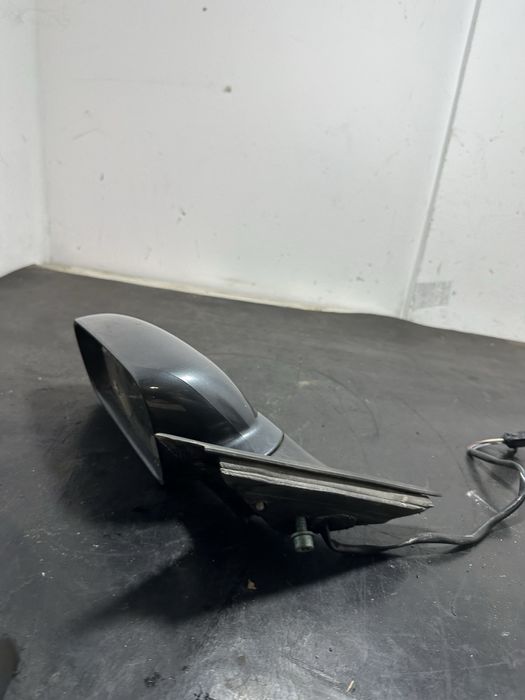 Oglinda stanga Volkswagen Vw Passat B5.5
