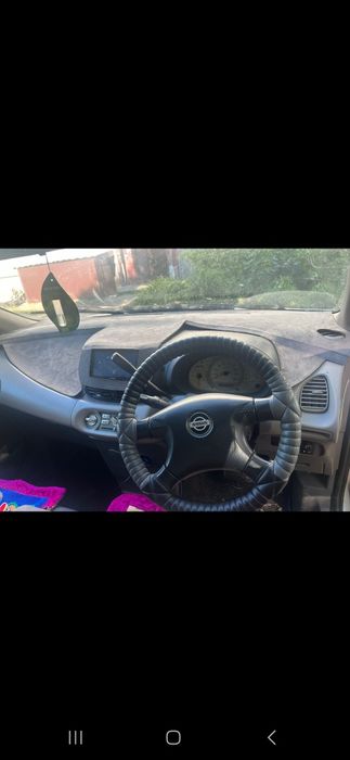 Продам Nissan tino