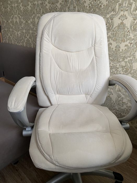 Кресло офисное б/у
