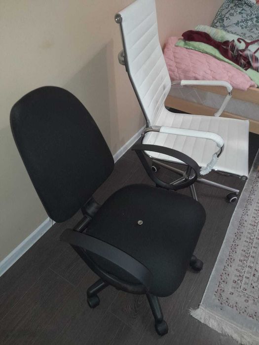 Продам кресла недорого