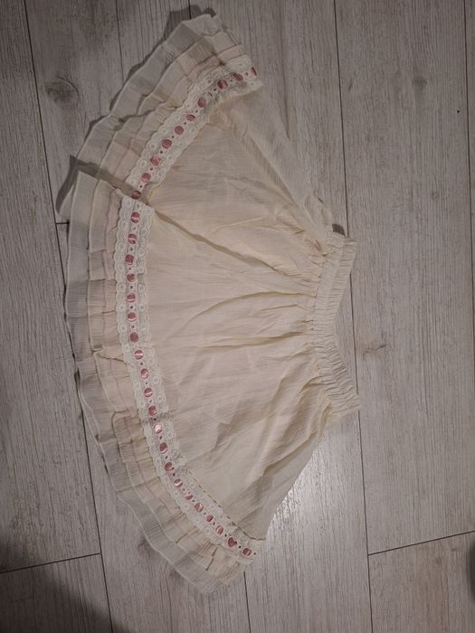 Къса пола-панталон