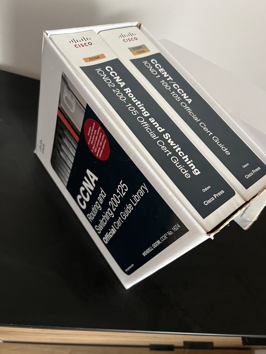 CCNA Routing and Switching book / книги