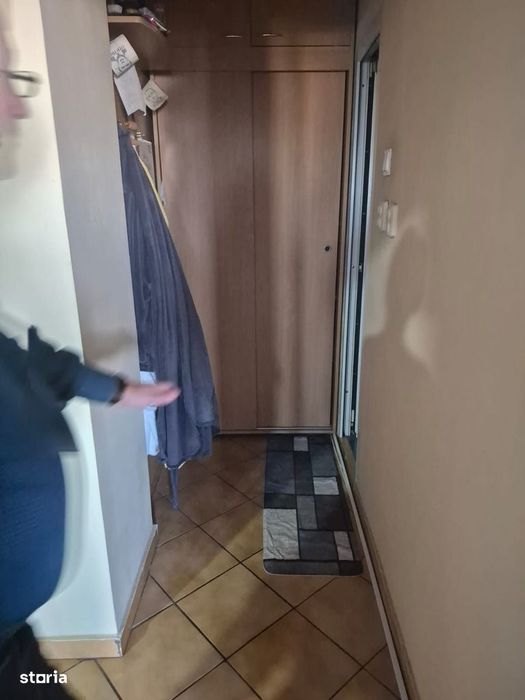 Crangasi , 2 minute metrou