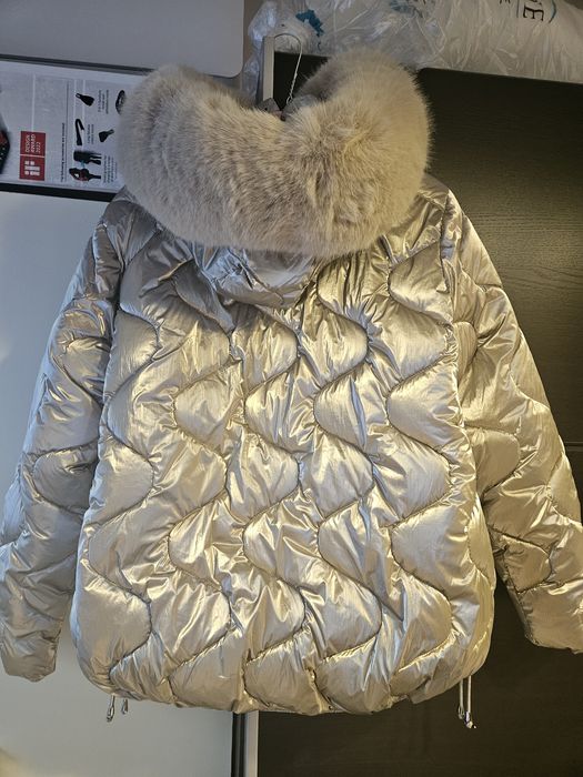 Дамско яке в златист цвят