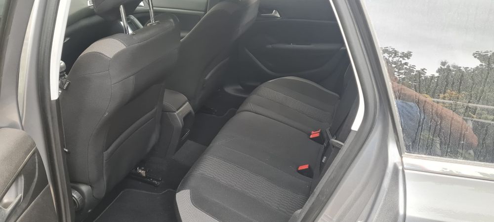 Пежо 308sw 1,6hdi 2015г