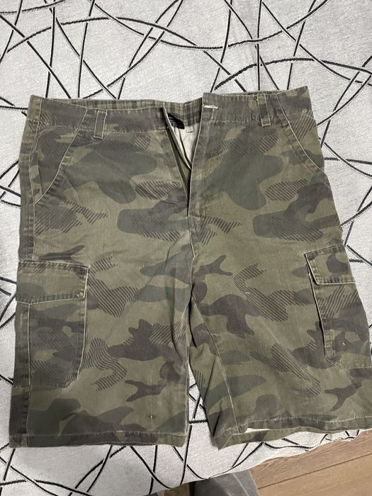 Pantaloni trei-sfert pentru barbati diverse modele
