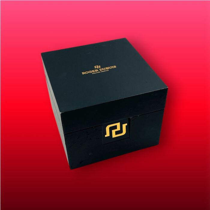 Roger Dubuis луксозна кутия за часовник